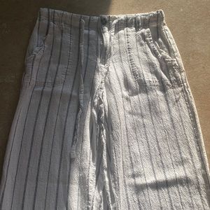 Women’s black and white dress pants